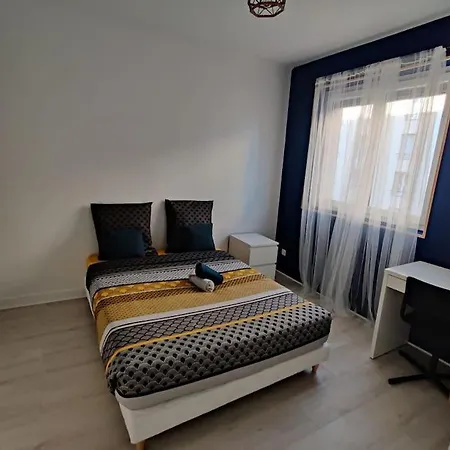 Meuble F4 Centre Proche Gare Sncf, Stade Rugby, Jaude, Apartamento Clermont-Ferrand