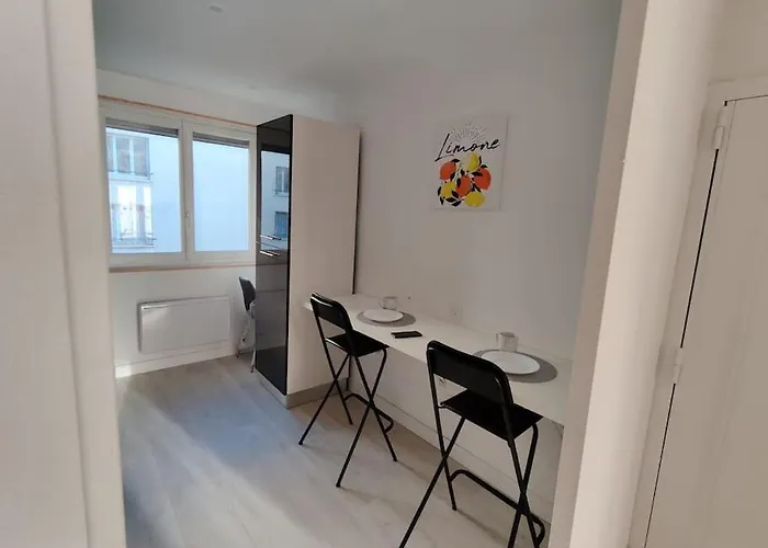 Apartment Meuble F4 Centre Proche Gare Sncf, Stade Rugby, Jaude,